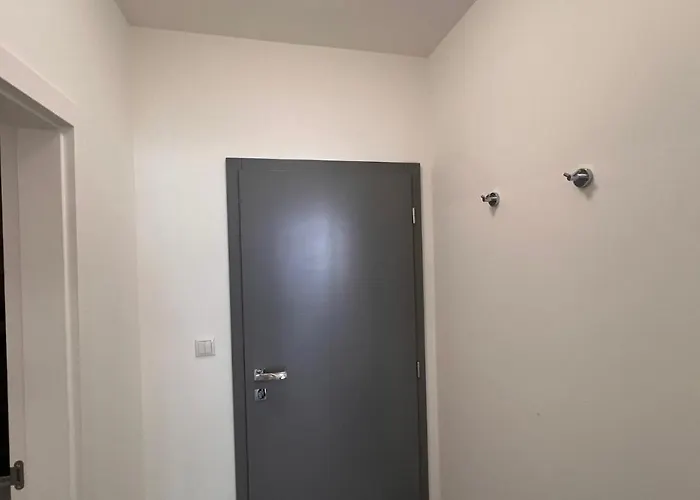 Air Conditioned 1 Vienna Gate, 3 Lägenhet *