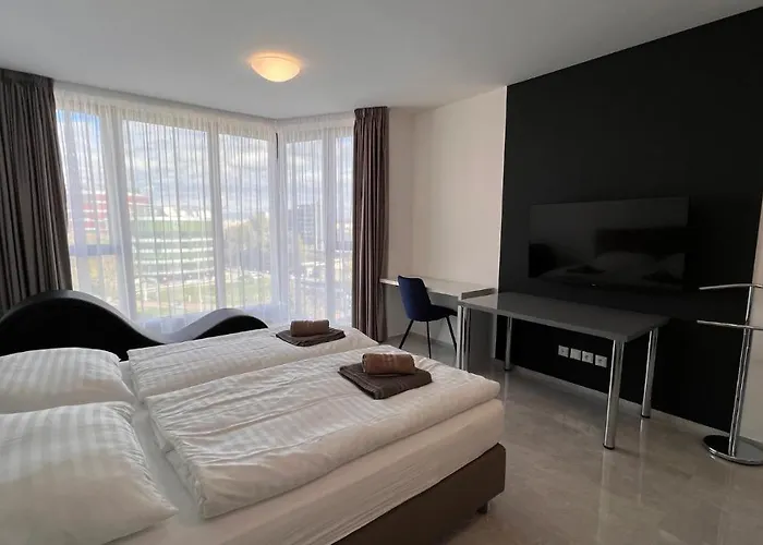 Air Conditioned 1 Vienna Gate, 3 * Pressburg